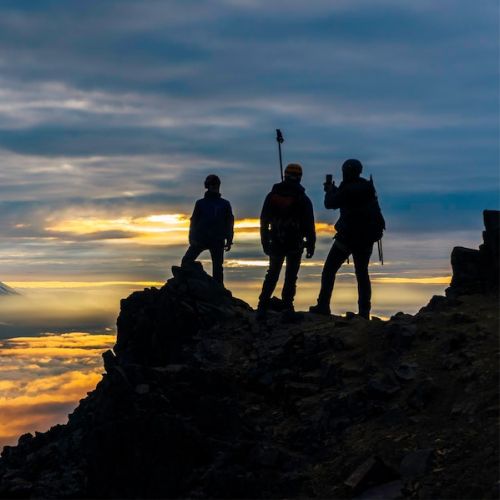 BALI MOUNT BATUR SUNRISE TREKKING 